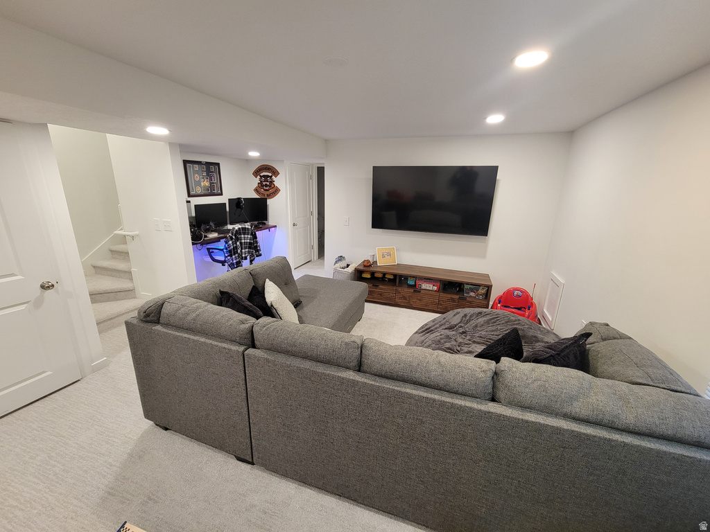 1592 W ANDOVER RD South Jordan, UT 84095