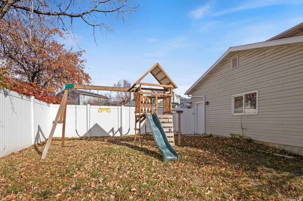 10228 S SNOW IRIS WAY Sandy, UT 84092