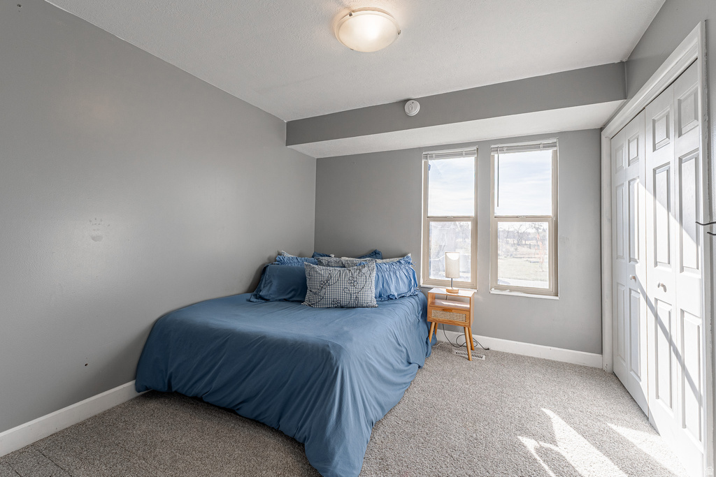 4556 W 4950 S Hooper, UT 84315