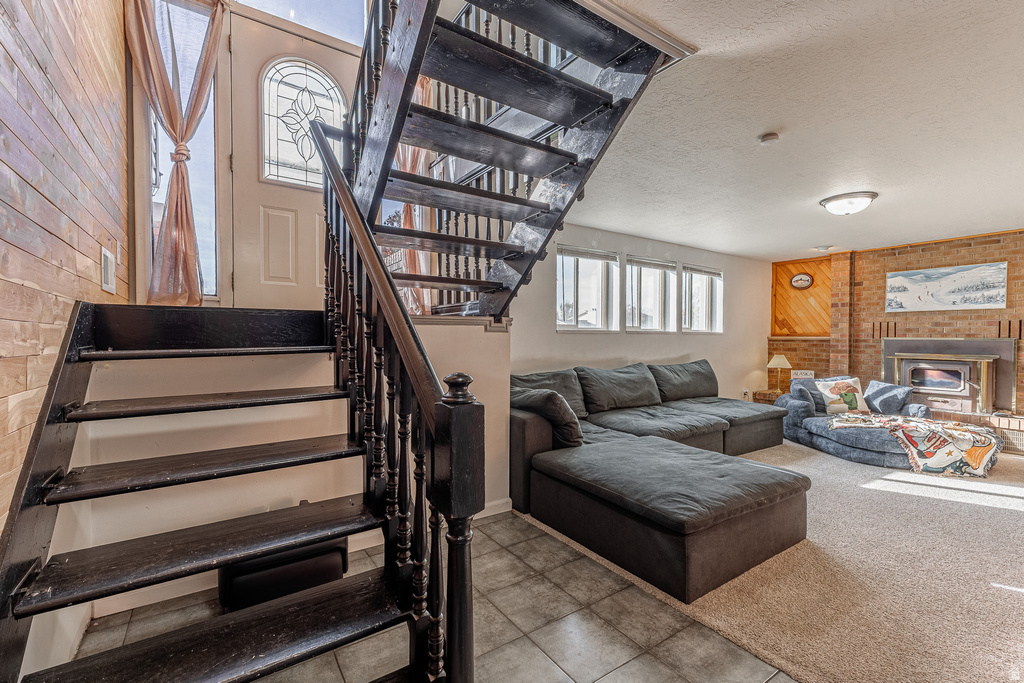 4556 W 4950 S Hooper, UT 84315