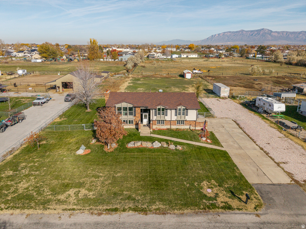 4556 W 4950 S Hooper, UT 84315