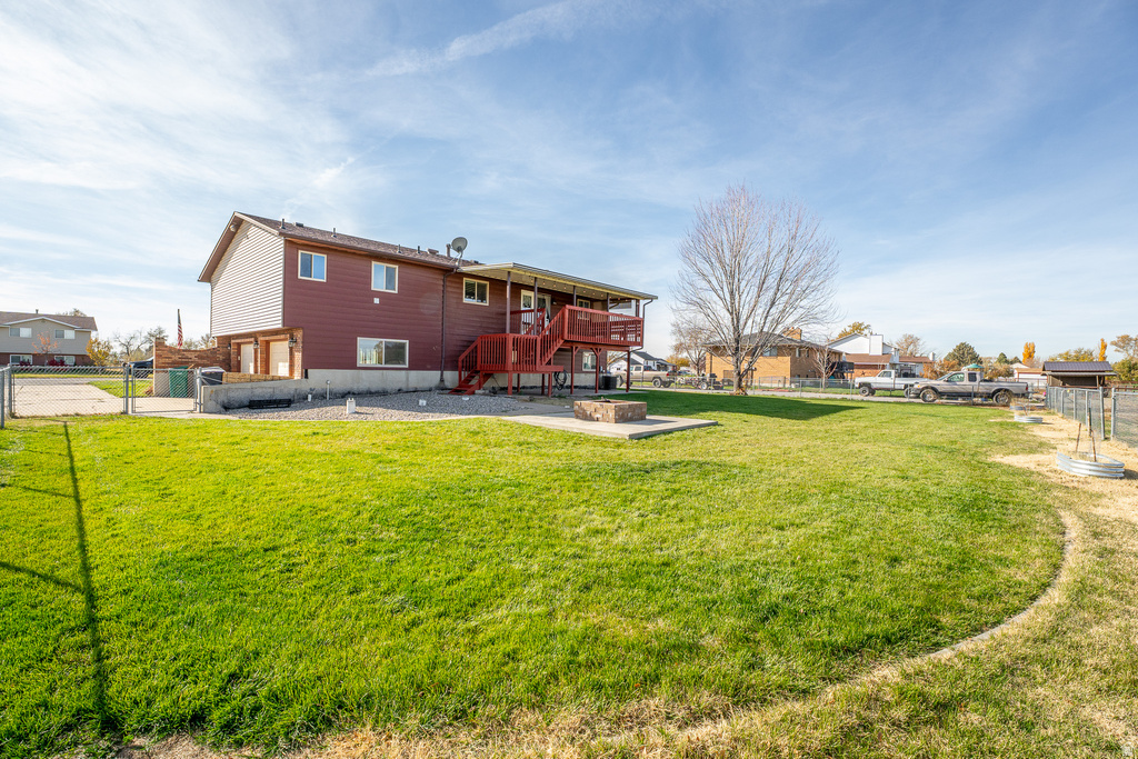 4556 W 4950 S Hooper, UT 84315