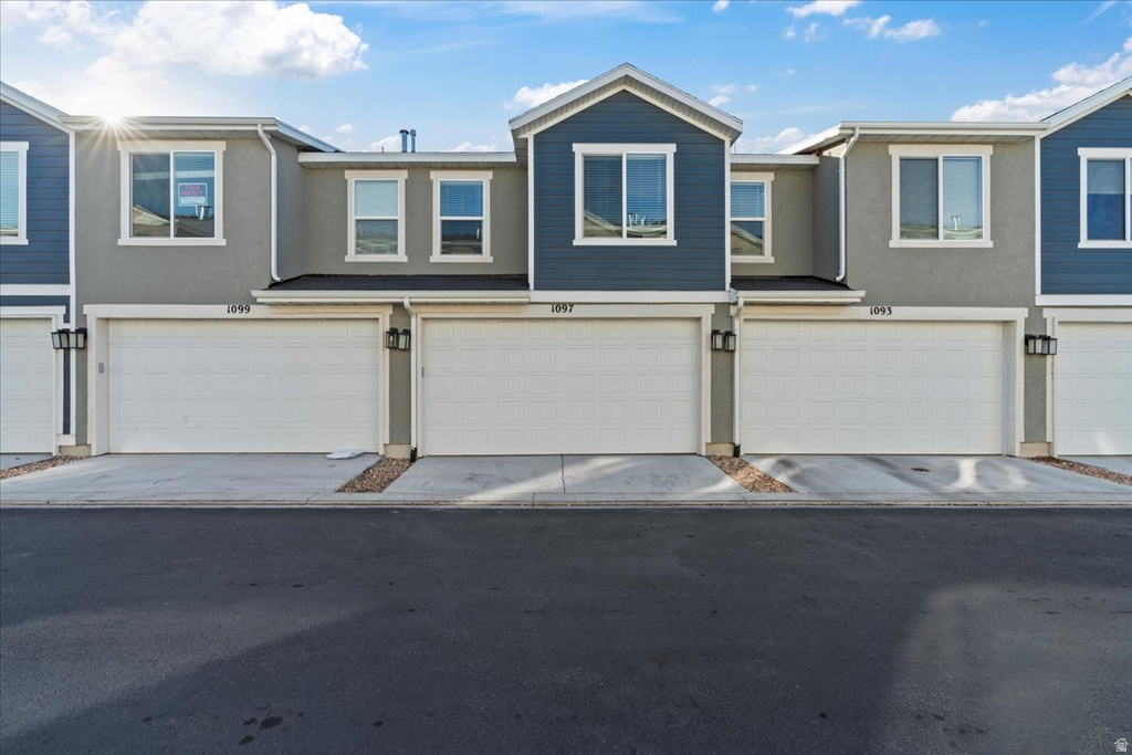 1097 E YARD ROW Saratoga Springs, UT 84045