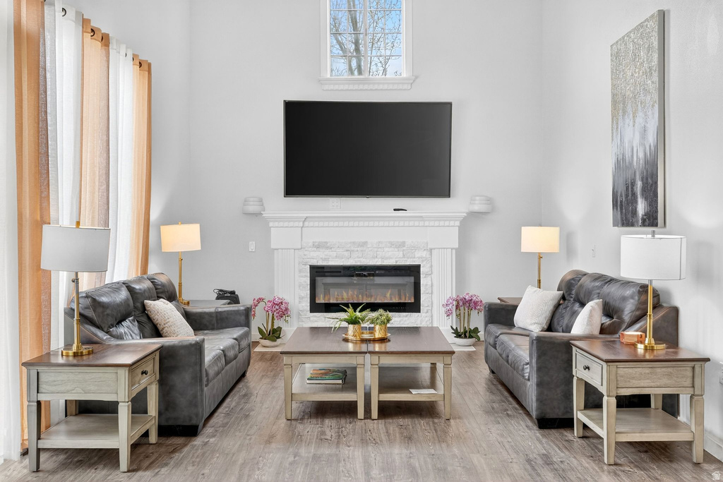 1890 W ROCK HOLLOW RD Bluffdale, UT 84065