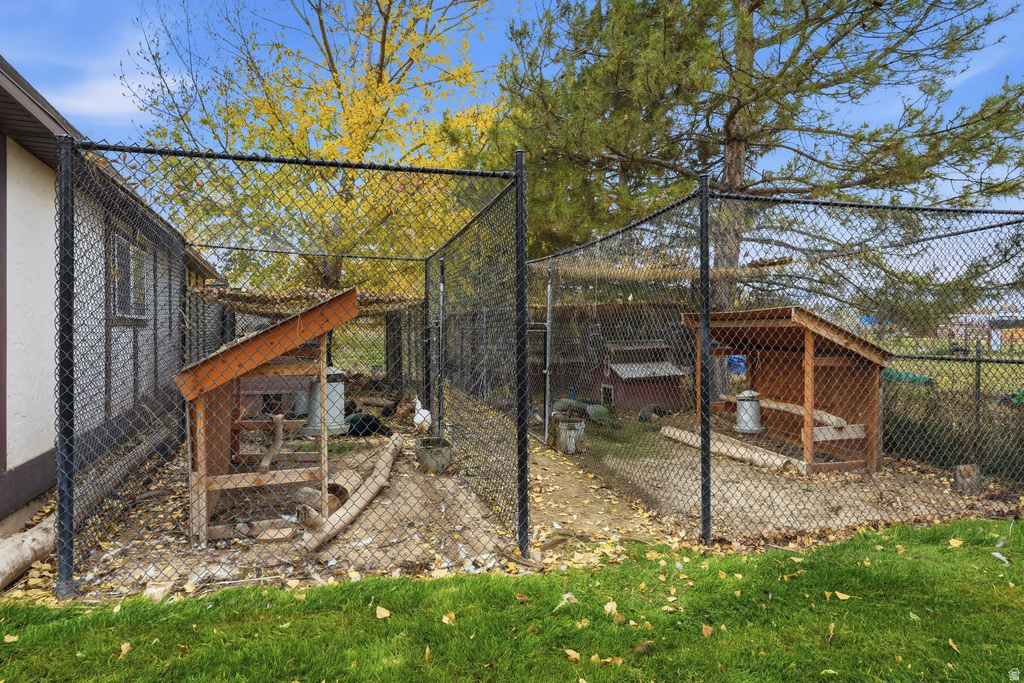 1890 W ROCK HOLLOW RD Bluffdale, UT 84065