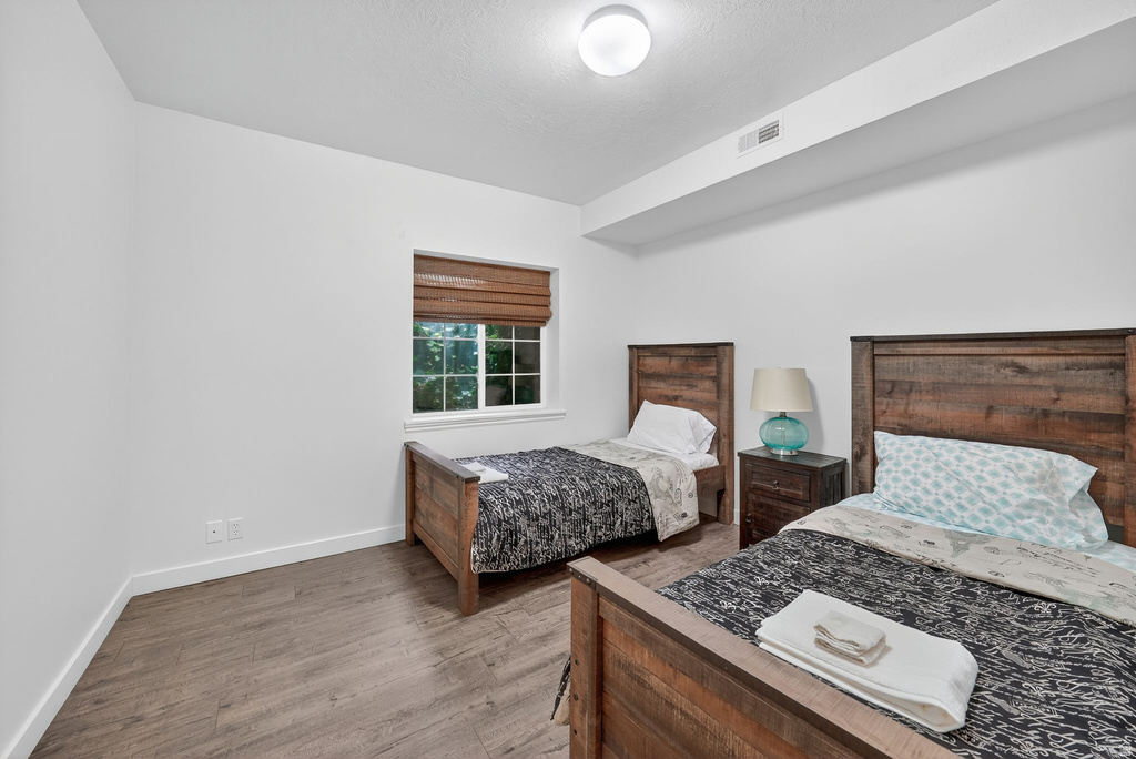 1890 W ROCK HOLLOW RD Bluffdale, UT 84065