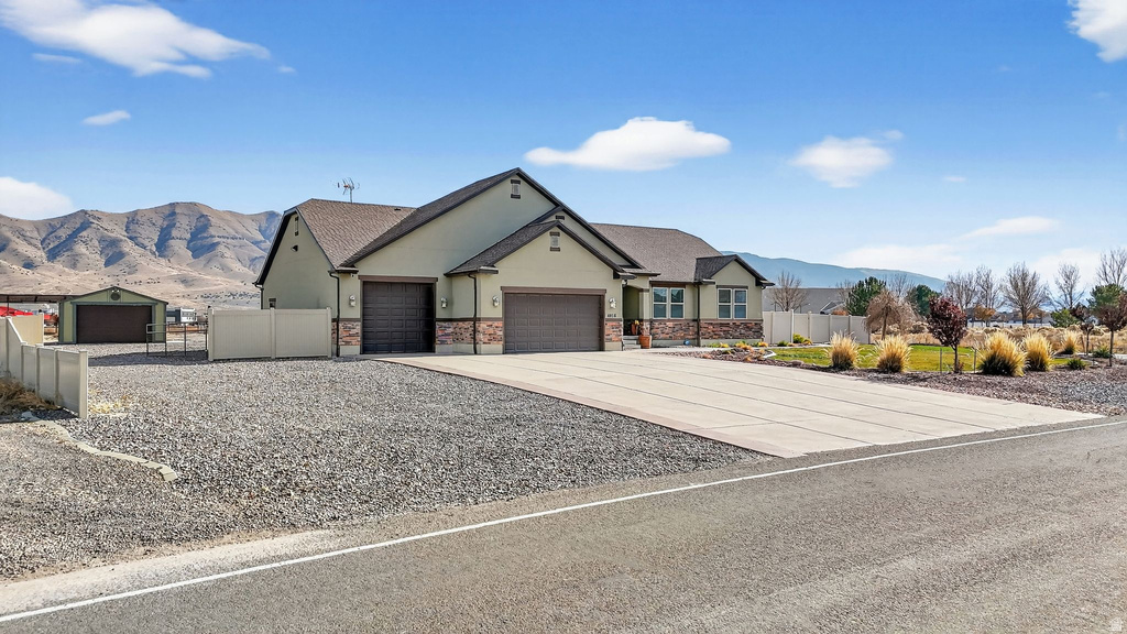 4056 N RUSSELL RD Eagle Mountain, UT 84005