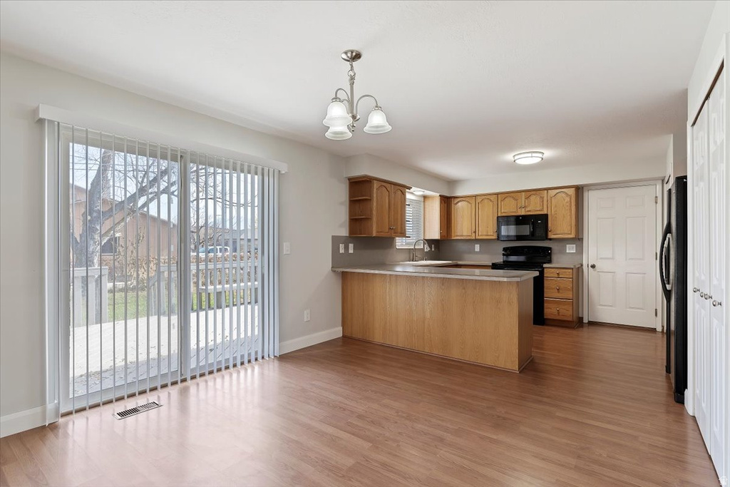 2416 N 4275 W Plain City, UT 84404