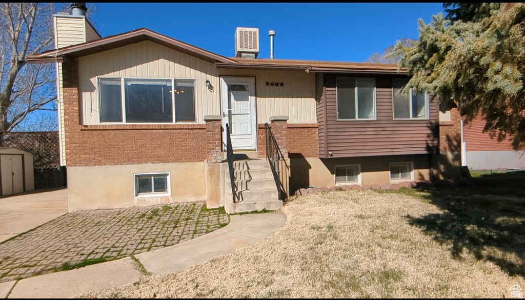 5063 S 2825 W Roy, UT 84067