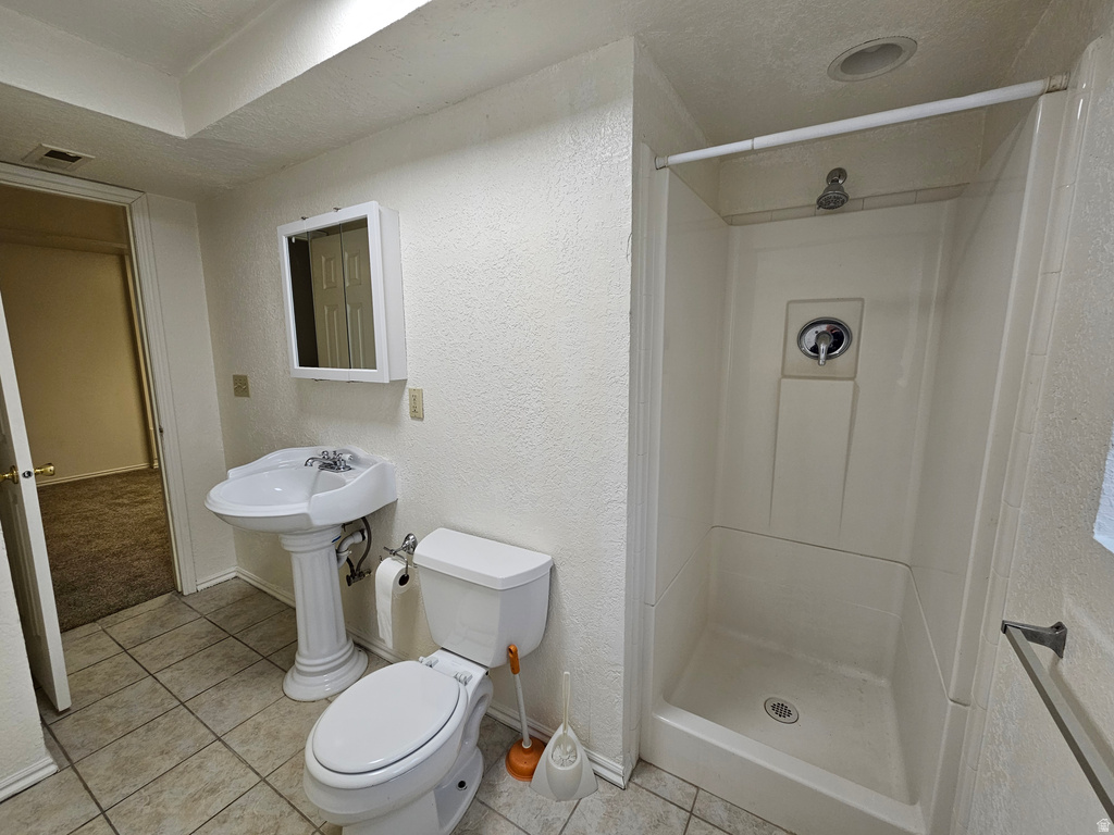 5063 S 2825 W Roy, UT 84067