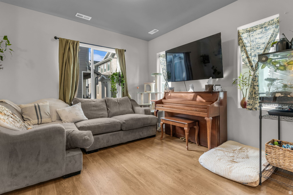 3327 W 3715 S West Haven, UT 84401