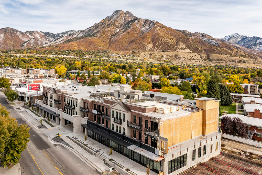 2250 E MURRAY HOLLADAY RD #305 Holladay, UT 84117