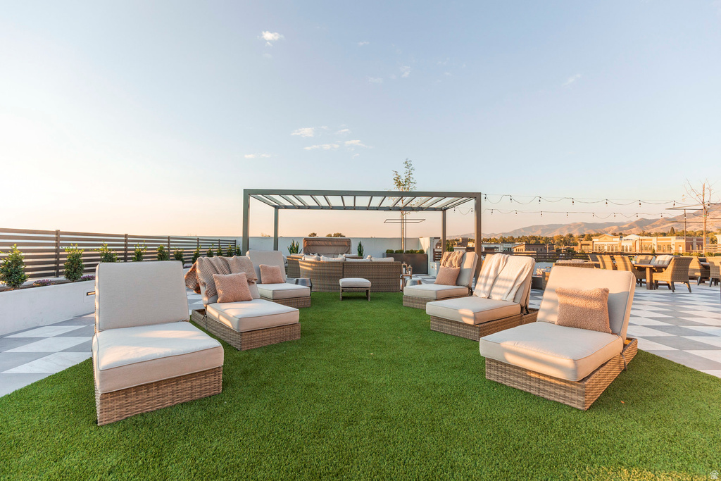 2250 E MURRAY HOLLADAY RD #305 Holladay, UT 84117