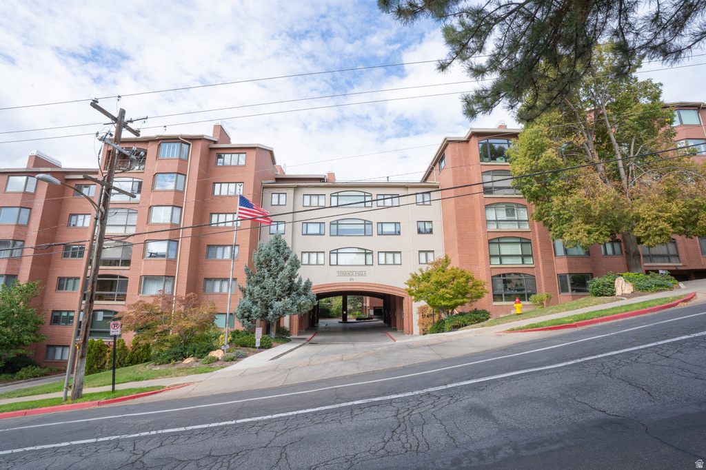 171 E 3RD AVE #408 Salt Lake City, UT 84103