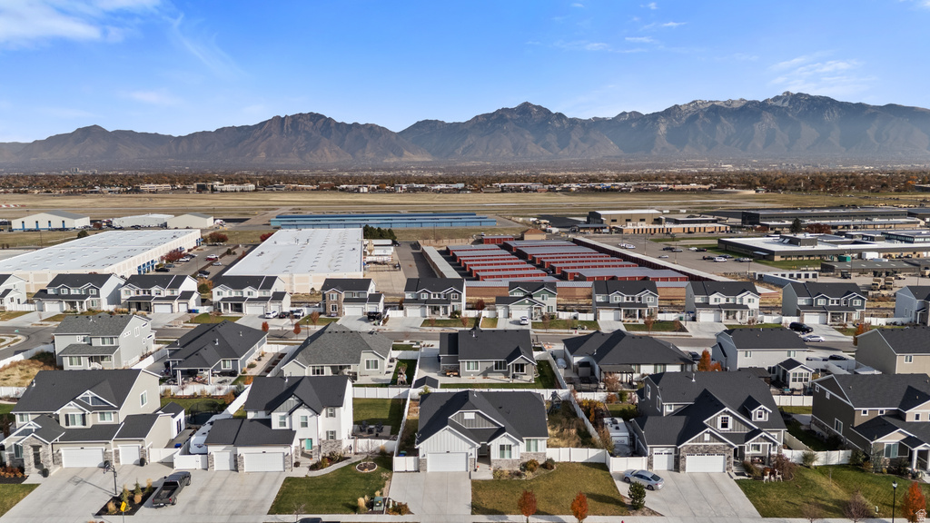 7493 S LACE WOOD DR West Jordan, UT 84084