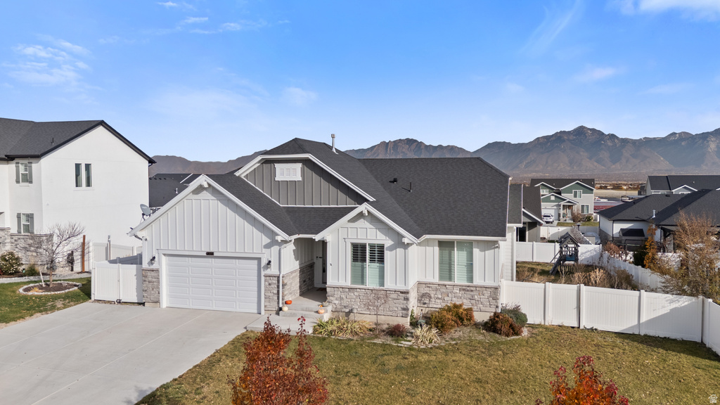 7493 S LACE WOOD DR West Jordan, UT 84084