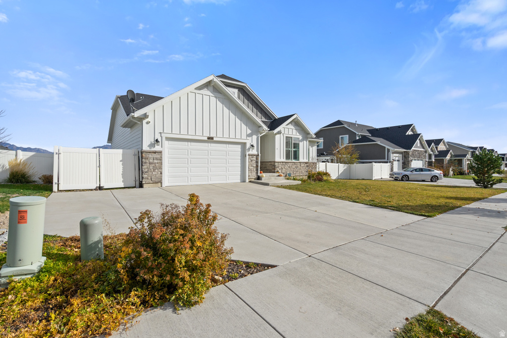 7493 S LACE WOOD DR West Jordan, UT 84084