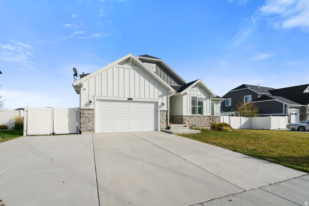 7493 S LACE WOOD DR West Jordan, UT 84084
