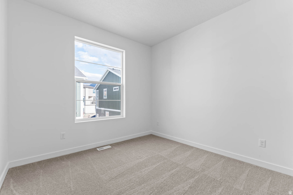 600 N CORNSTALK LN Lindon, UT 84042