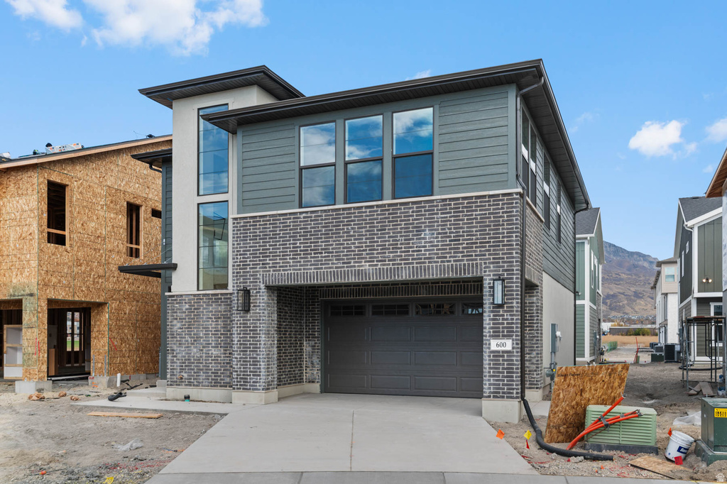 600 N CORNSTALK LN Lindon, UT 84042