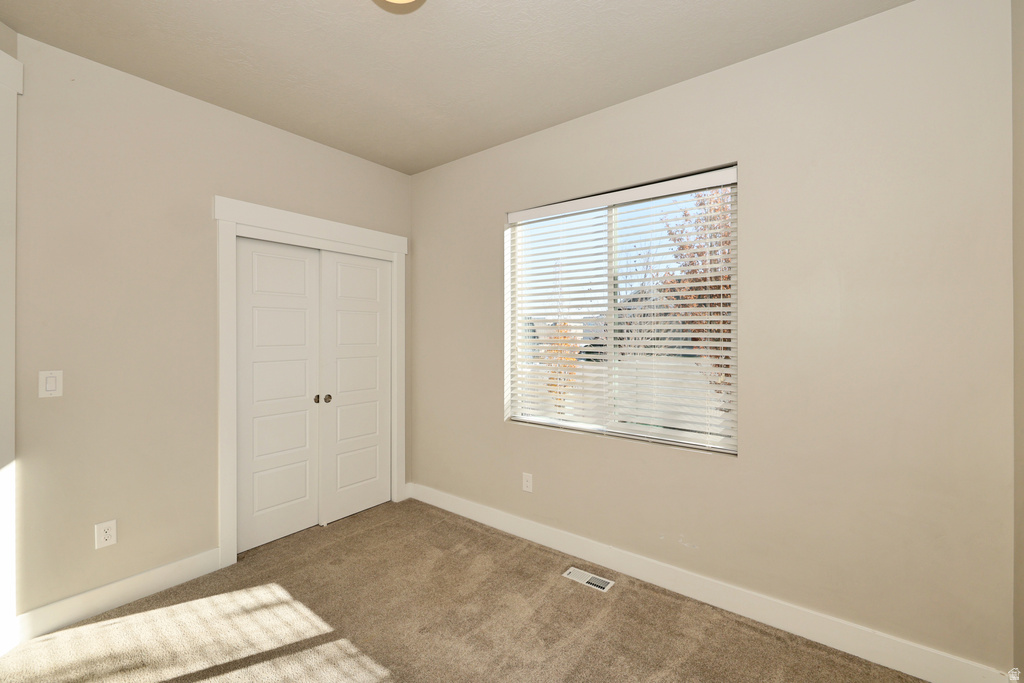 7518 S 5720 W West Jordan, UT 84081