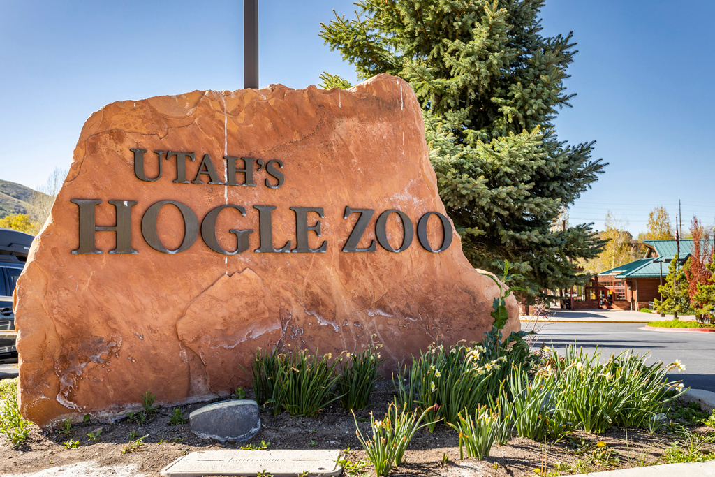 939 S DONNER WAY #107 Salt Lake City, UT 84108