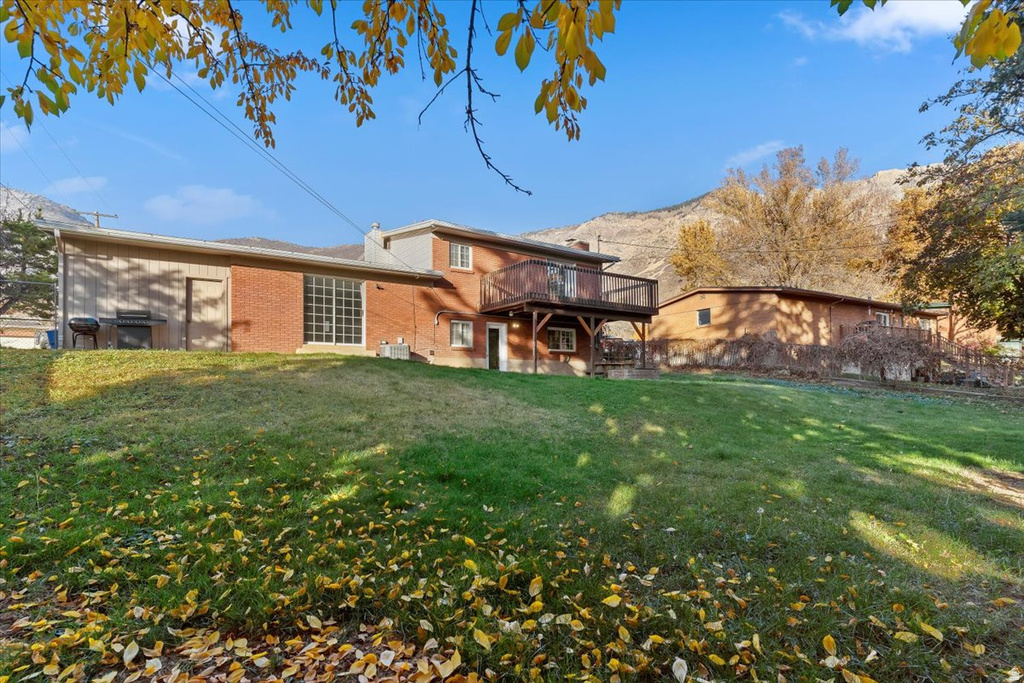 991 E 3150 N North Ogden, UT 84414