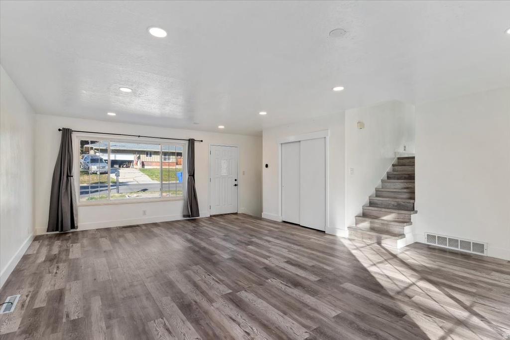 991 E 3150 N North Ogden, UT 84414