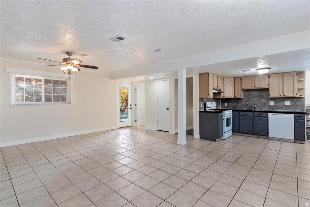 991 E 3150 N North Ogden, UT 84414