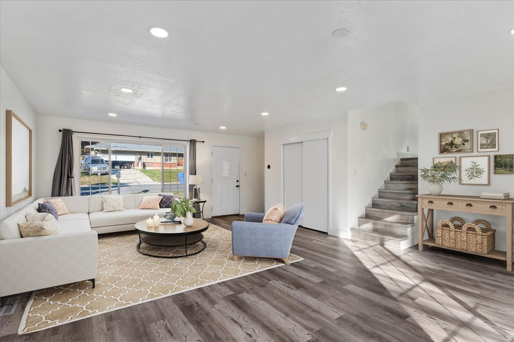 991 E 3150 N North Ogden, UT 84414