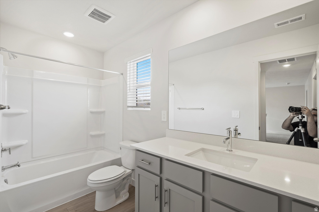 118 W HIGH CHEDDAR Tooele, UT 84074