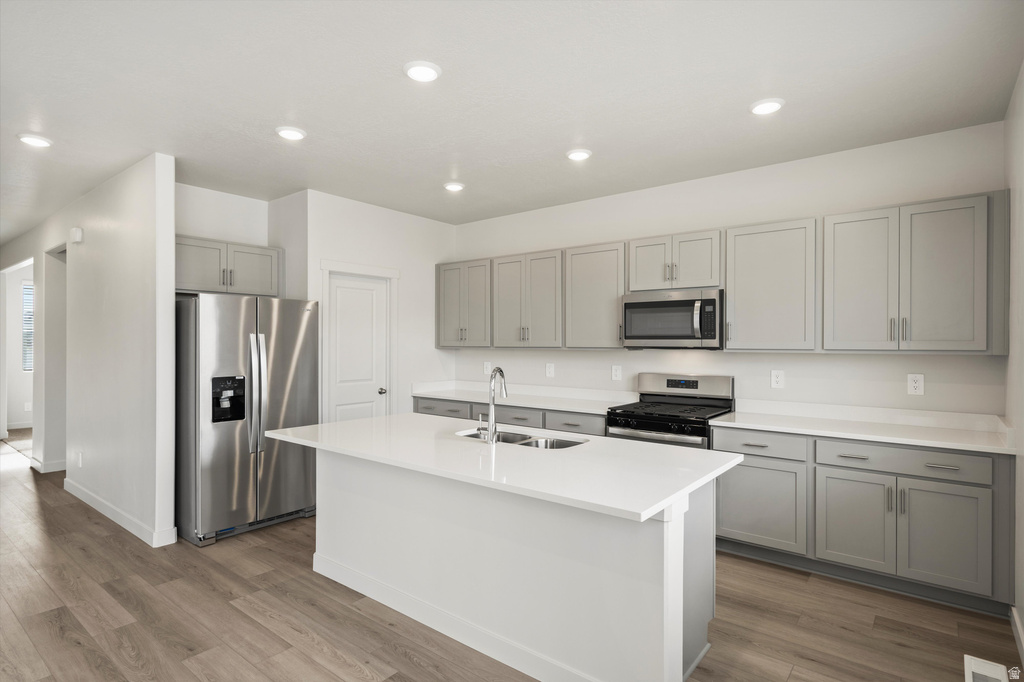 118 W HIGH CHEDDAR Tooele, UT 84074