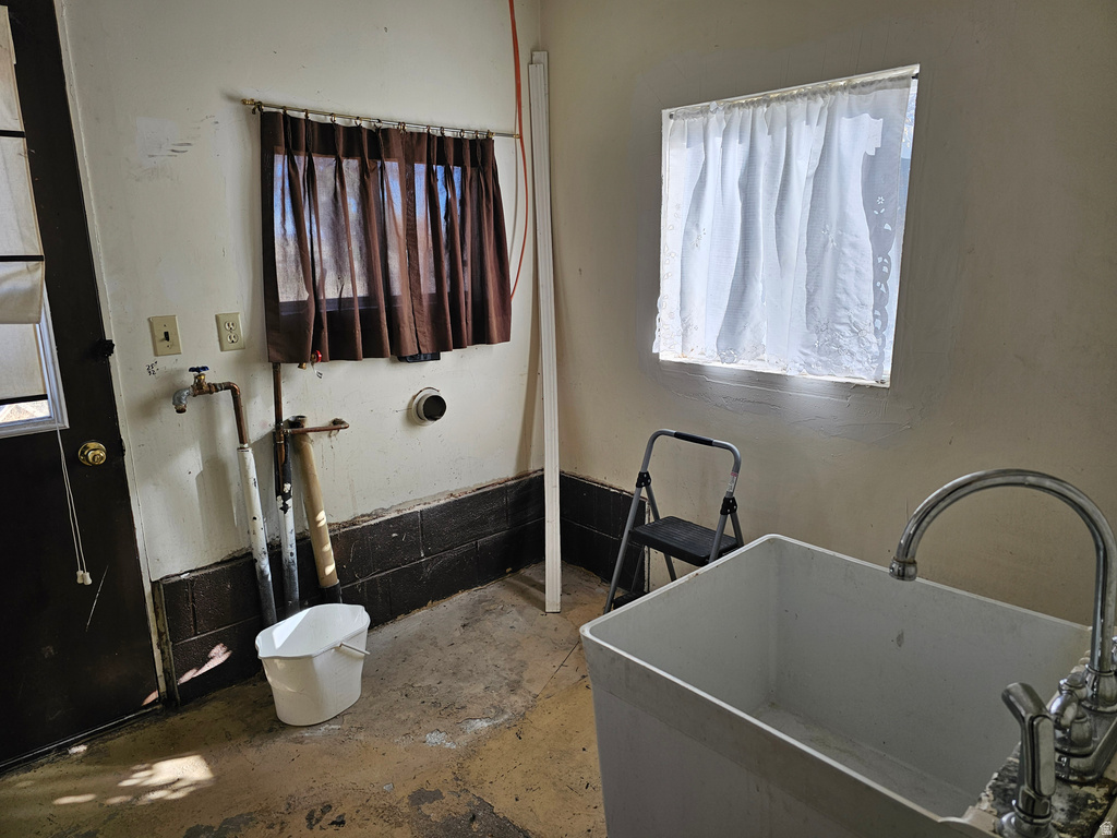 90 N 300 E Castle Dale, UT 84513