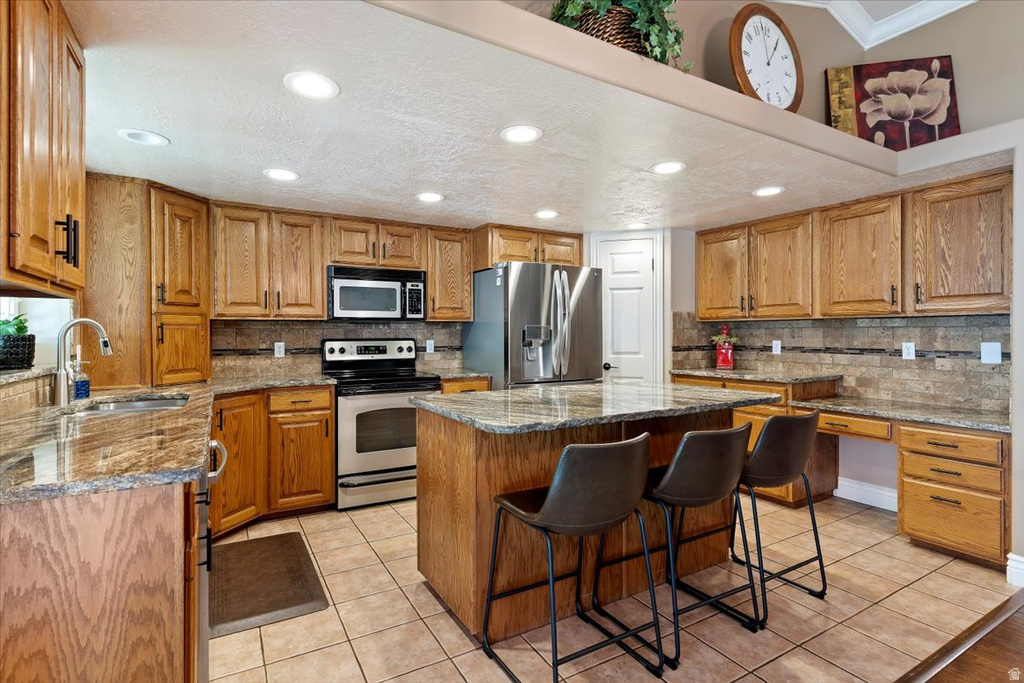 4110 S 2275 W Roy, UT 84067