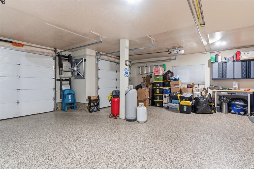 4110 S 2275 W Roy, UT 84067