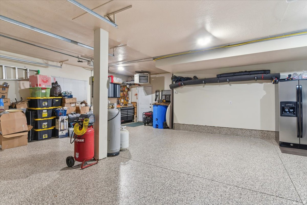 4110 S 2275 W Roy, UT 84067