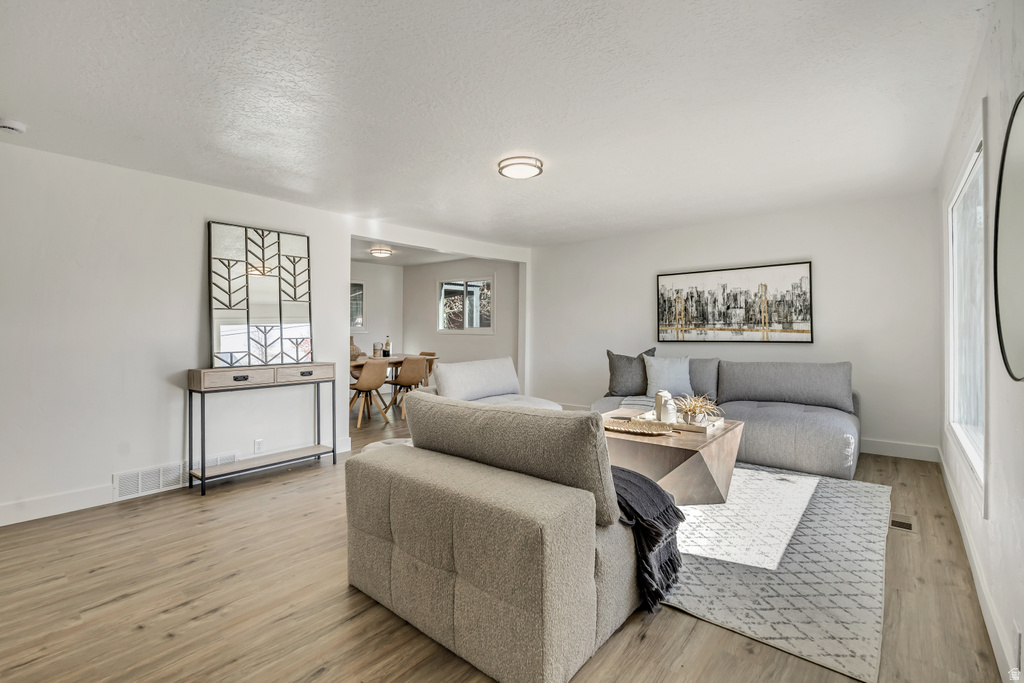 674 W WASATCH ST Midvale, UT 84047