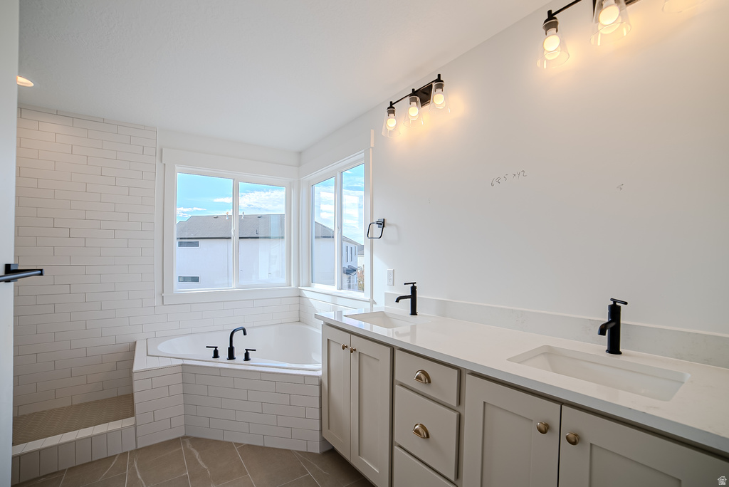 185 W HACKBERRY RD Vineyard, UT 84059