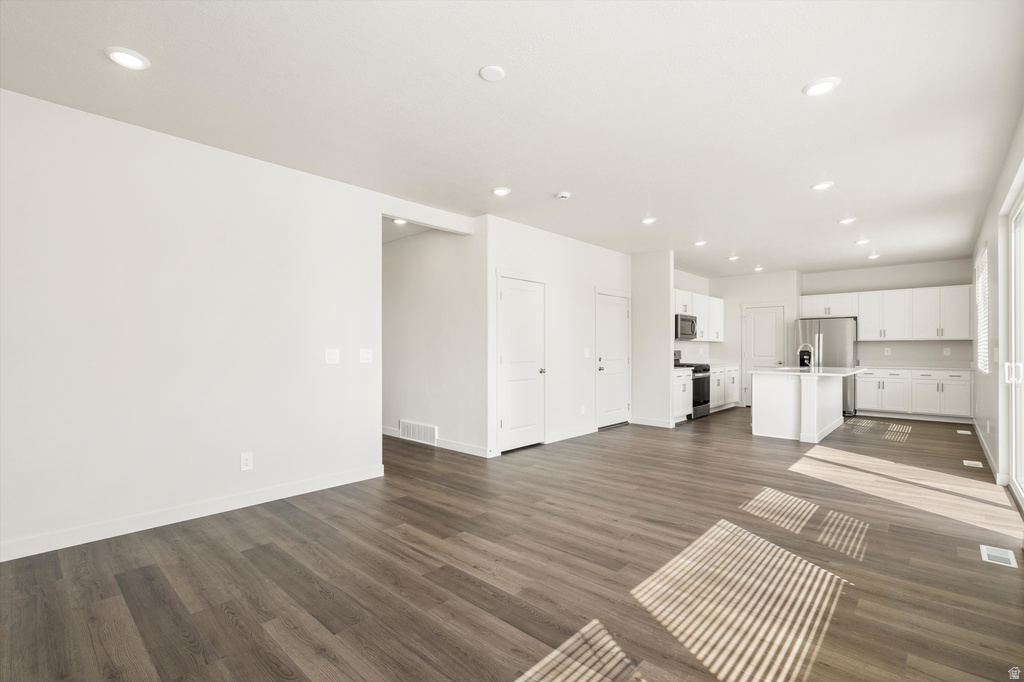 1444 N BERRA BLVD ##231 Tooele, UT 84074