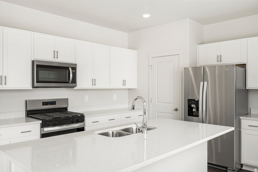 1444 N BERRA BLVD ##231 Tooele, UT 84074