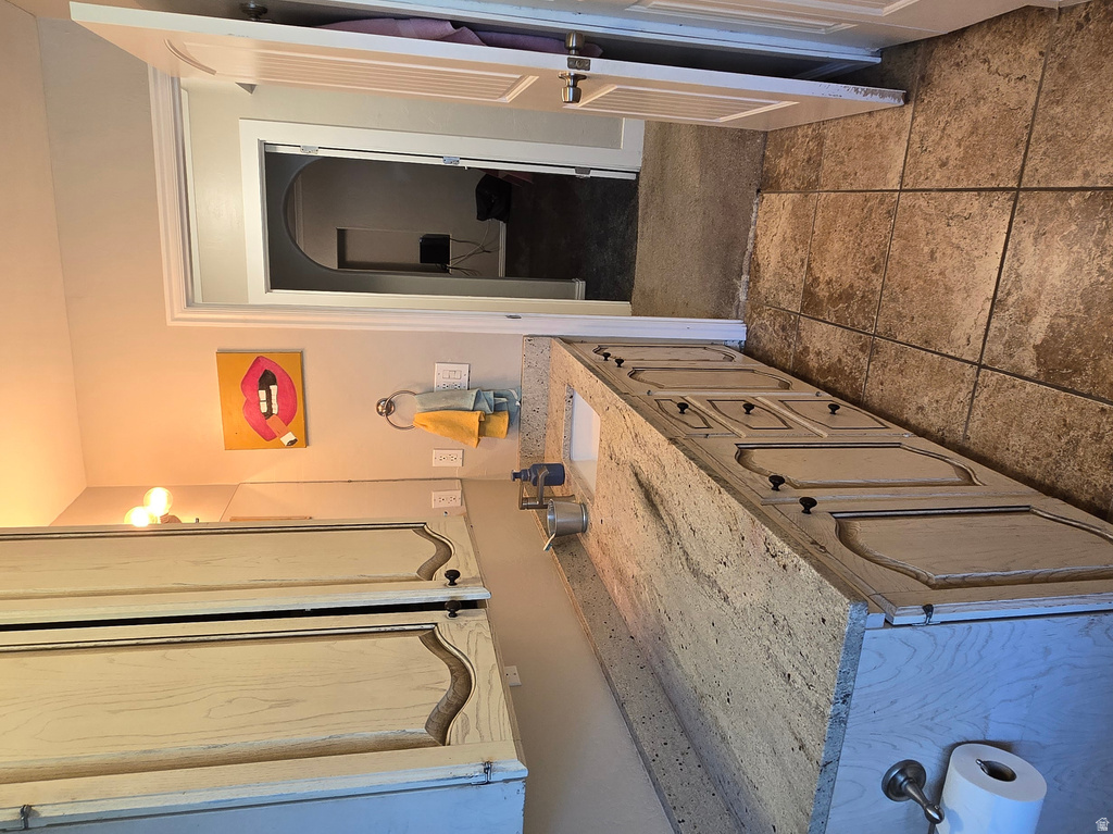 171 E 400 N Lehi, UT 84043