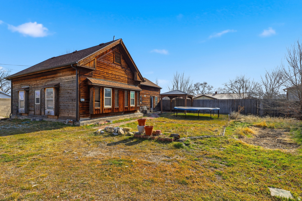 171 E 400 N Lehi, UT 84043