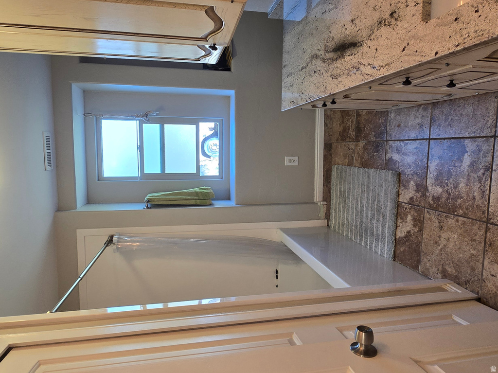 171 E 400 N Lehi, UT 84043