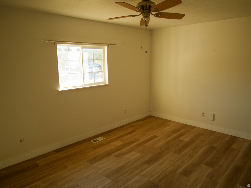 951 E SOUTH FORK CIR Sandy, UT 84094