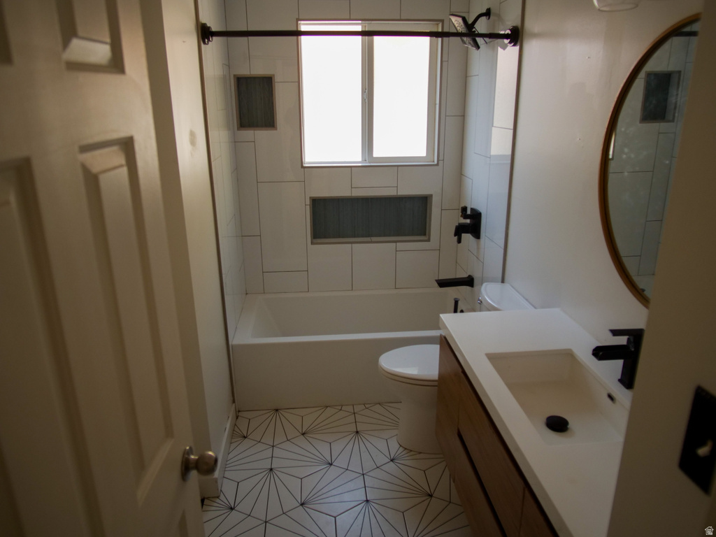 951 E SOUTH FORK CIR Sandy, UT 84094