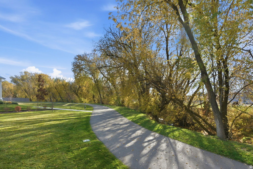 1038 S OLD TOWNE RD Layton, UT 84041