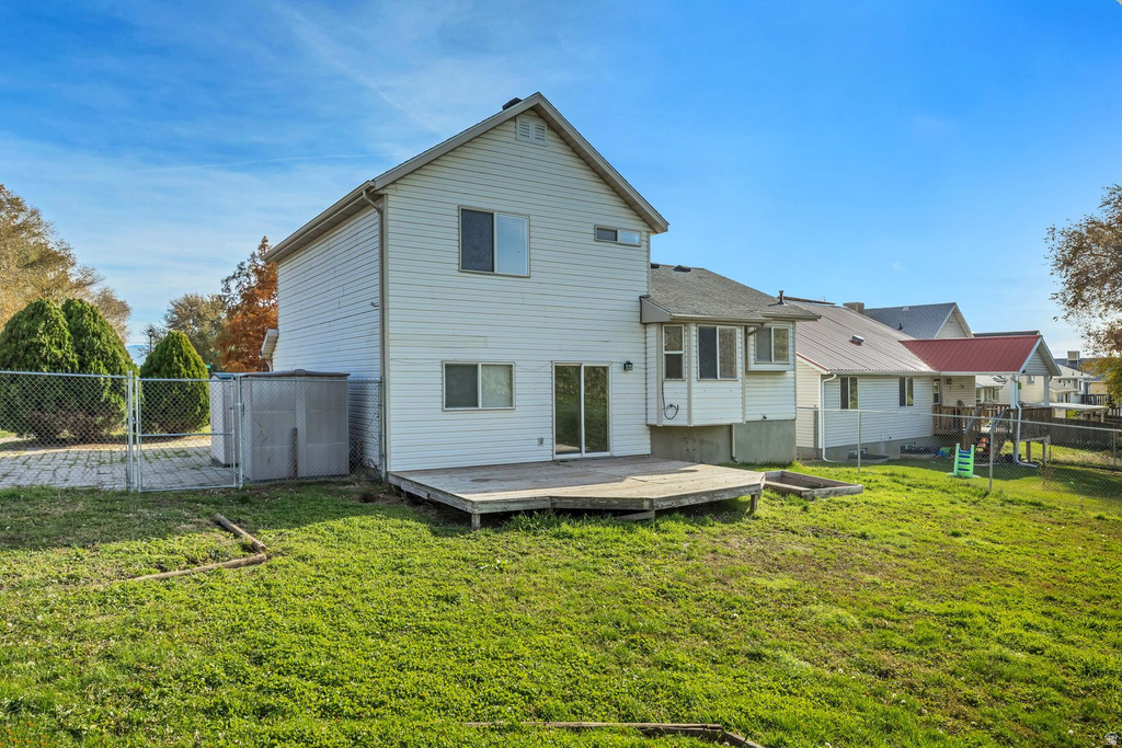 53 S 150 W Clearfield, UT 84015