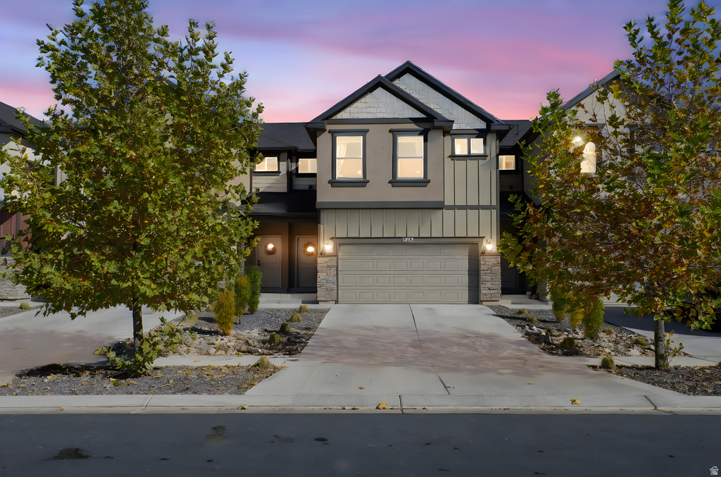 812 N OLD FORT DR Spanish Fork, UT 84660