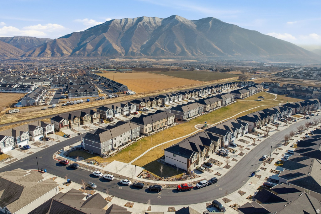 812 N OLD FORT DR Spanish Fork, UT 84660