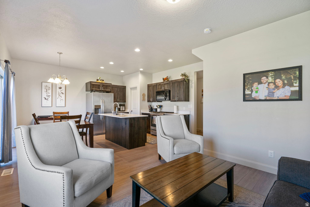 812 N OLD FORT DR Spanish Fork, UT 84660